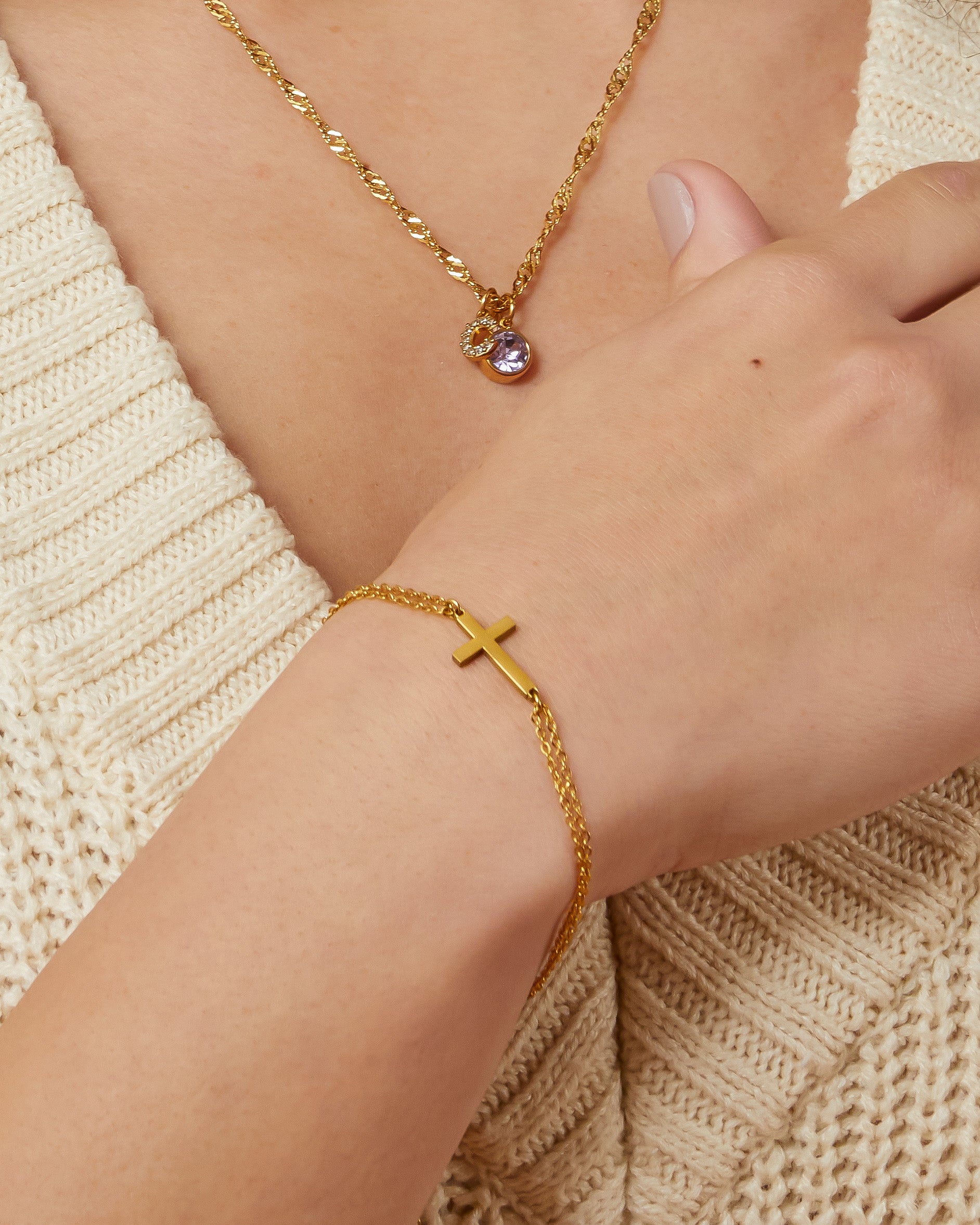 Dainty Cross Bracelet