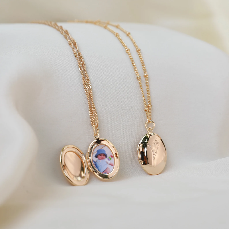 Engraved Locket - CG3886S,CG3887S,CG3888S
