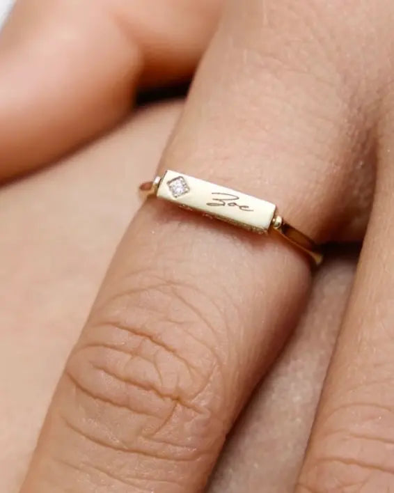Revolve Ring
