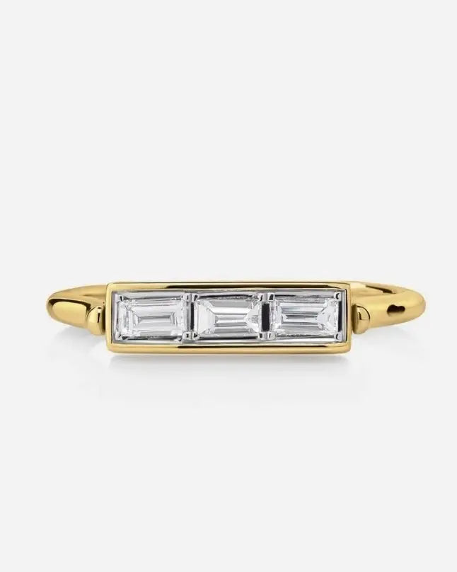 Revolve Ring