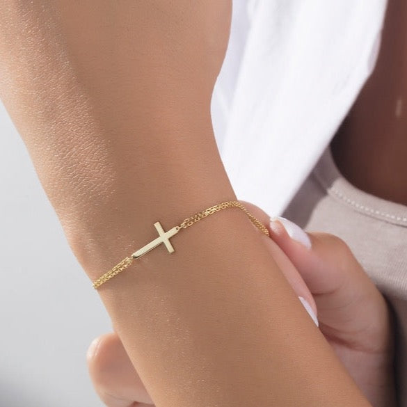 Dainty Cross Bracelet