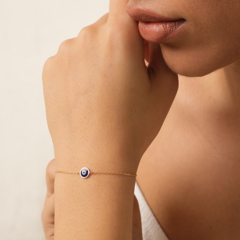 Dainty Evil Eye Charm Bracelet