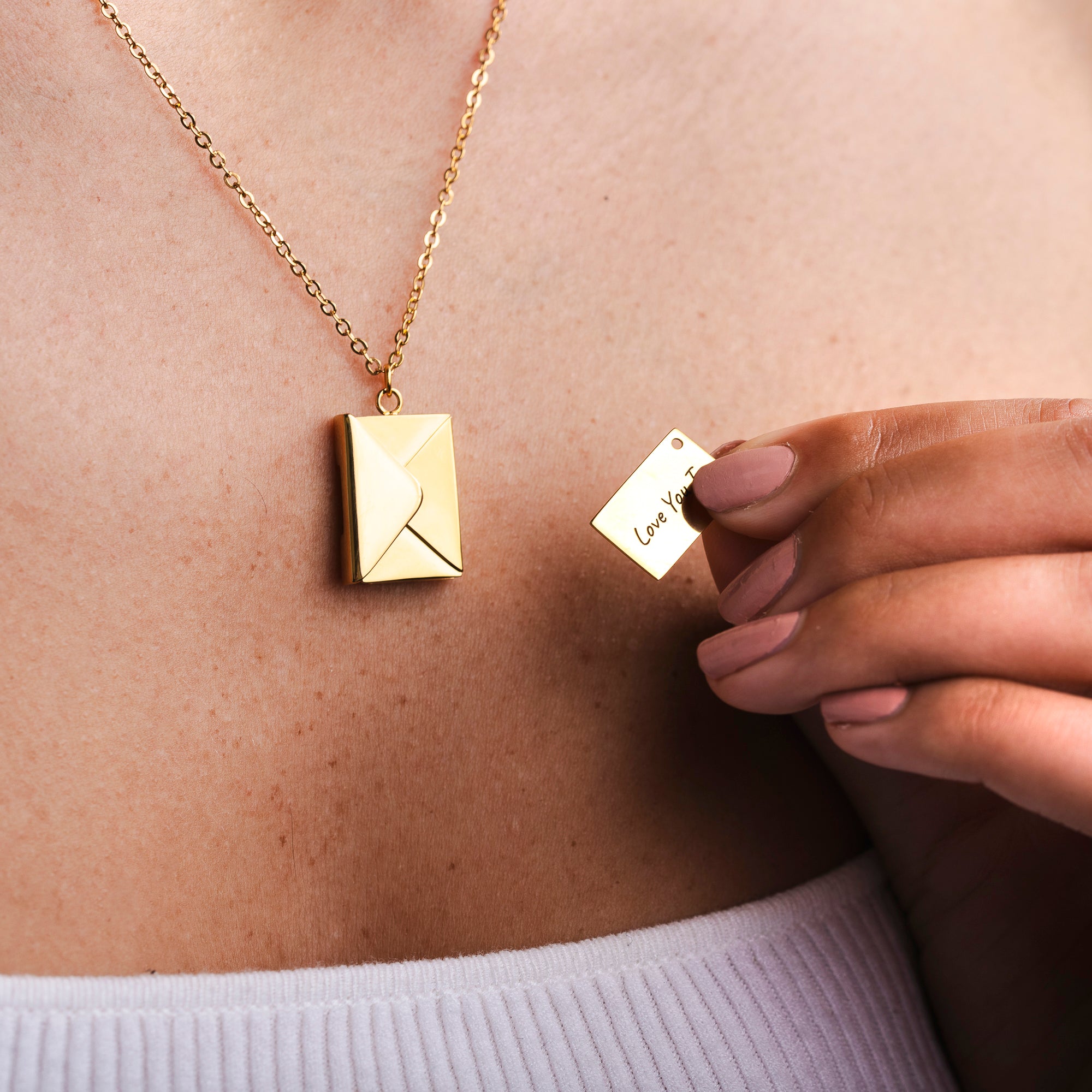 Personalized Envelope Letter Necklace - CG1119S